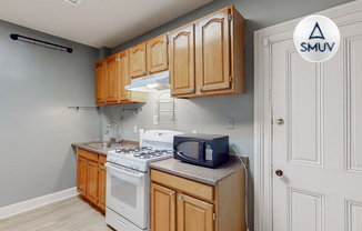 929 N CALVERT