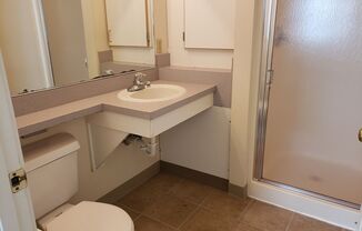 2 beds, 2 baths, $1,395, Unit 216