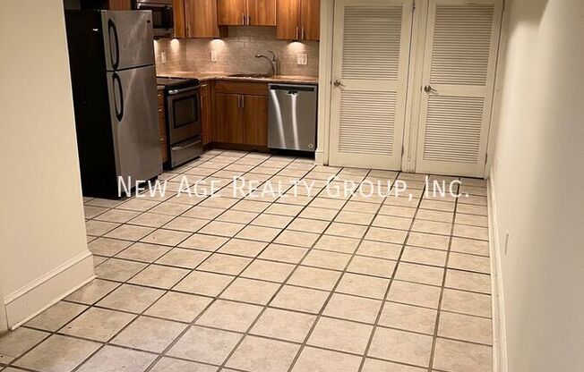 1138 N 4 ST