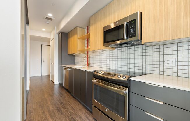 1 bed, 1 bath, 565 sqft, $2,150, Unit 306