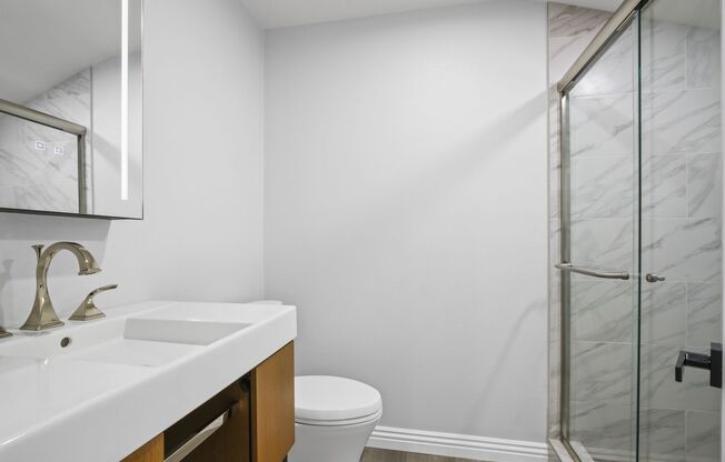 536 Short St, Unit 1/2