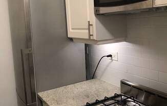 1 bed, 1 bath, 684 sqft, $4,500, Unit 19-A