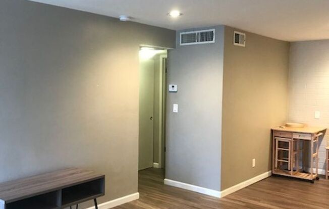 1 bed, 1 bath, 626 sqft, $1,029, Unit 37