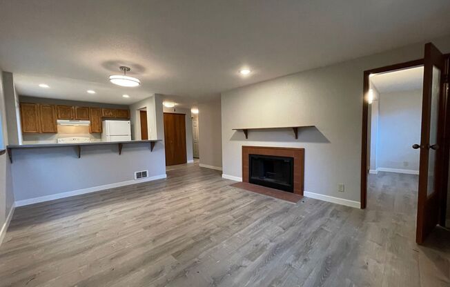 1 bed, 1 bath, 740 sqft, $1,705, Unit 204