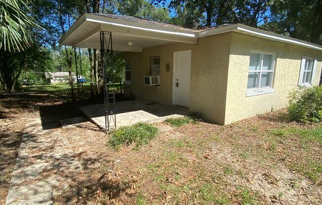 Cottage Home in Seminole Manor