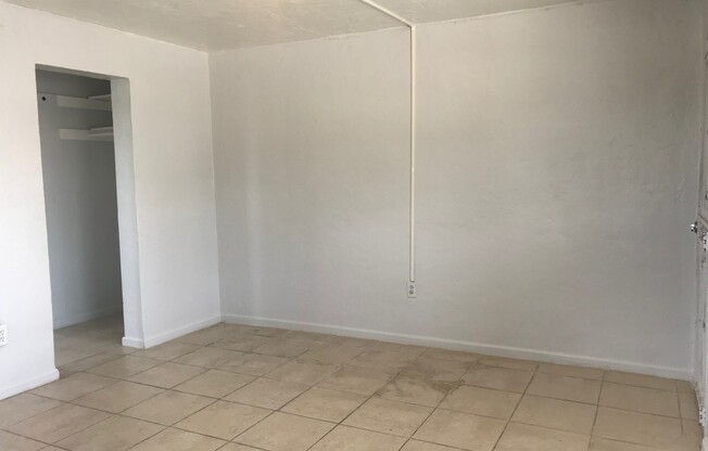 1 bed, 1 bath, $1,500, Unit 1210-6