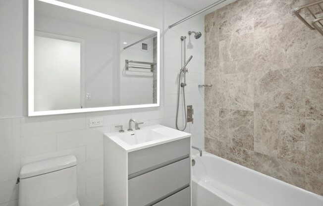 Studio, 1 bath, $3,750, Unit P7G