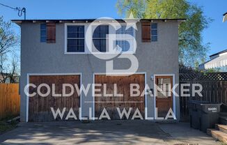 Charming upstairs 1 bedroom apartment