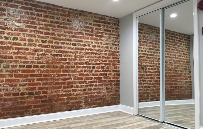 1656-58 Park LLC
