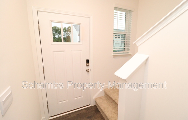 384 FREESTALL DR