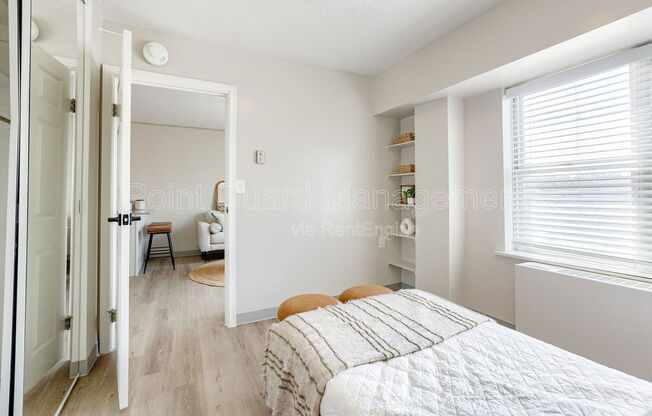 Studio, 1 bath, 329 sqft, $695, Unit 529