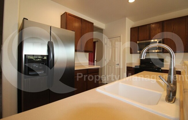 6434 S SUNRISE VLY DR