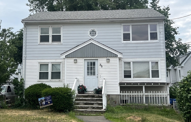 35 Pearl Ave.