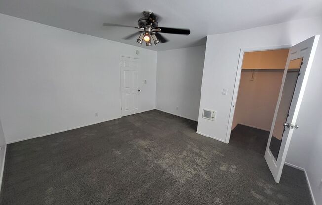 2 beds, 1.5 baths, $2,500