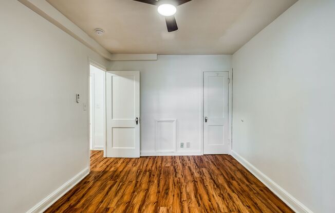 316 18th Pl NE