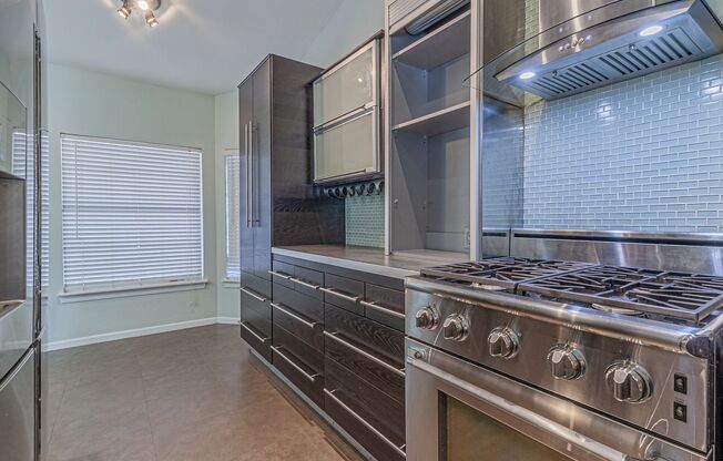 Modern Design 3 Bedroom 2 Bath, 2 car Garage corner lot house ready for lease today!!
