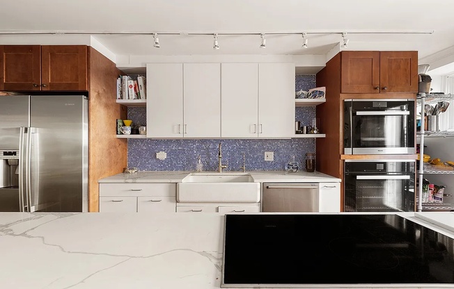 259 W 132 ST