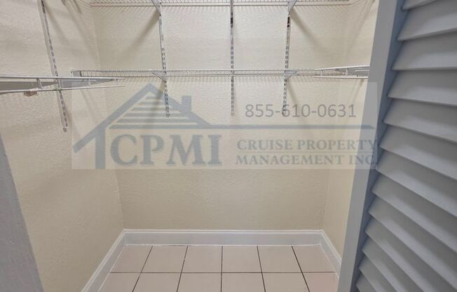 2 beds, 1 bath, 827 sqft, $1,850, Unit 6953- 7th