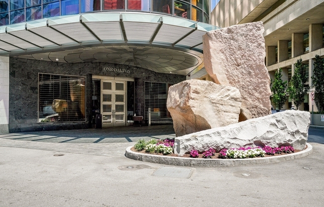 3 beds, 3.5 baths, 2,558 sqft, $30,000, Unit 4504