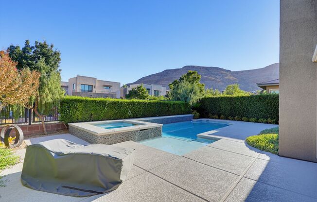 South Summerlin Vistara Gated Community Pool Home