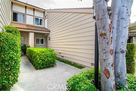 2 beds, 3 baths, 1,298 sqft, $3,500, Unit 8