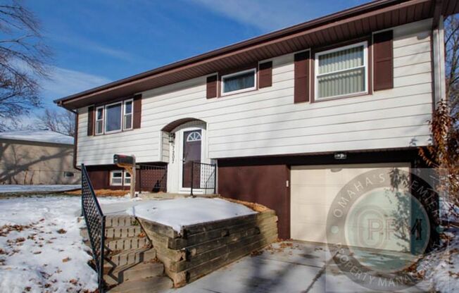 Spacious 3Bed/ 1Bath Home