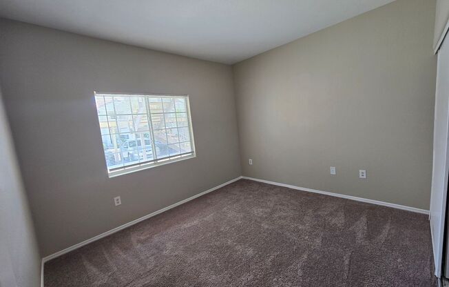 2 beds, 2 baths, $1,300, Unit # 1143
