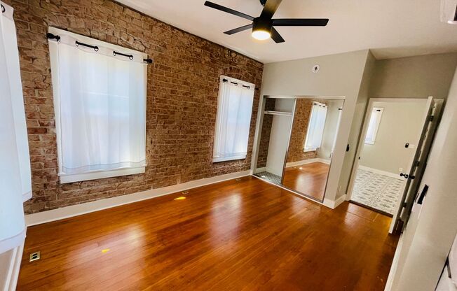 COMING SOON! 1 Bed / 1 Bath Cottage in U of A Neighborhood!