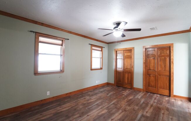 FOR LEASE! 3 Bedroom - 2 Bath Home With an Insulated Storage Building.