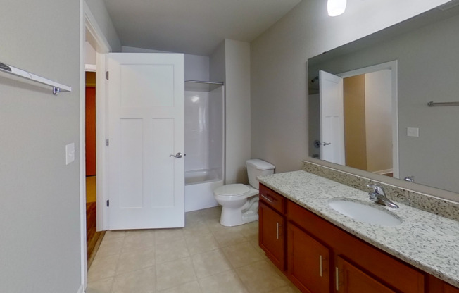 1 bed, 1 bath, 1,021 sqft, $1,465, Unit 5