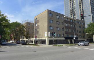 5300 N. Sheridan Road