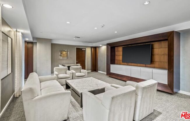 1 bed, 2 baths, 882 sqft, $4,295, Unit 619