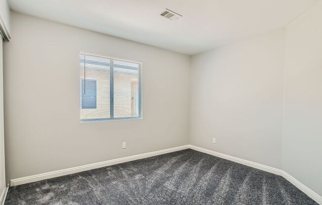 Charming single-story home with no HOA!