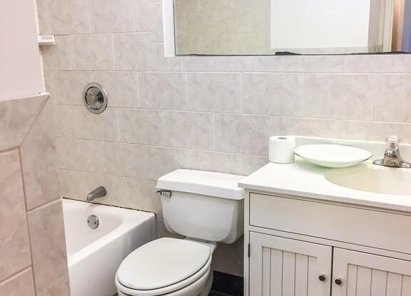 1 bed, 1 bath, 800 sqft, $2,800, Unit 808