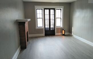 E. Oakwood Pl. 4-14