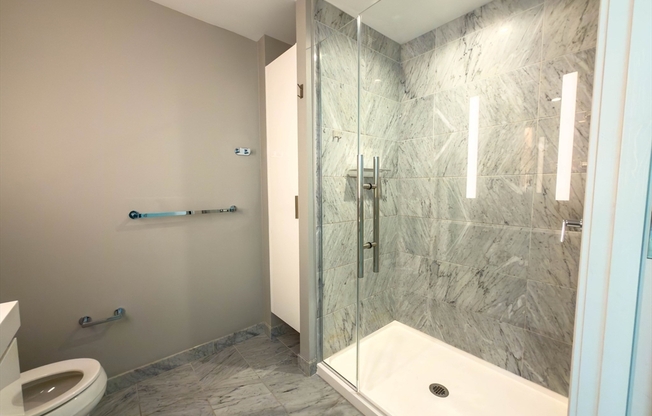 1 bed, 1 bath, 646 sqft, $5,000, Unit 919