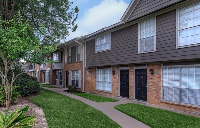 Salem Village Apartments - Apartments in Pearland, TX