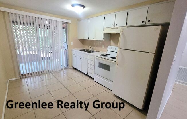 2 beds, 1 bath, 675 sqft, $1,095, Unit 6145 High St. New Port Richey, FL 34653