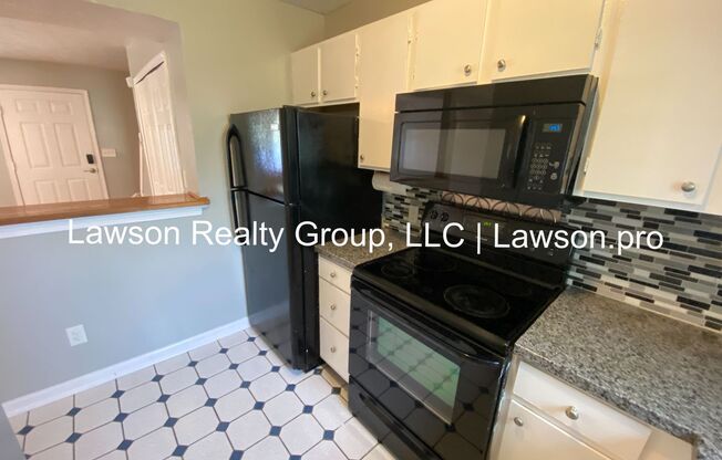 2 beds, 2 baths, $1,295