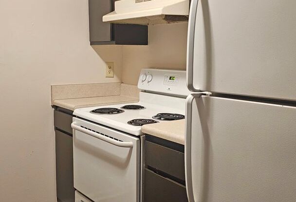 1 bed, 1 bath, $845, Unit 1525-D