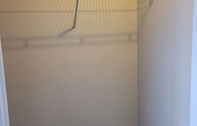 3 beds, 2 baths, 1,144 sqft, $999, Unit 632