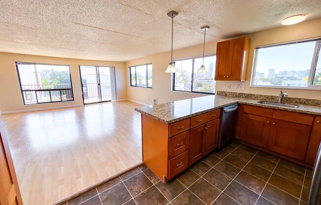 4 beds, 2 baths, 1,732 sqft, $4,595, Unit 100