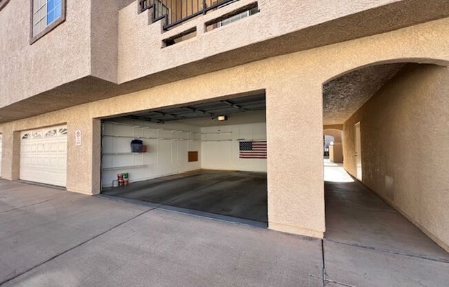 2 beds, 2 baths, $1,600, Unit # 2412