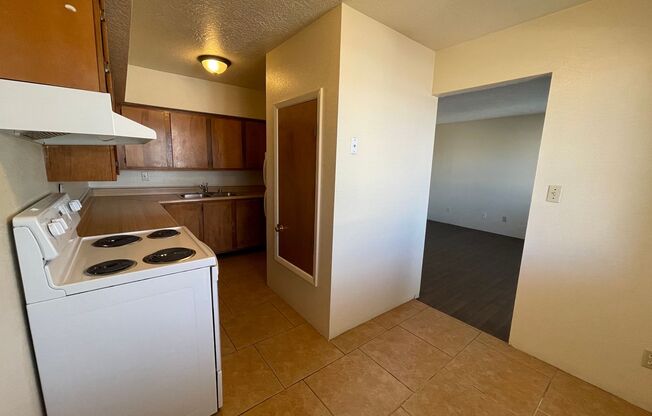 1 bed, 1 bath, 700 sqft, $895, Unit Unit 22