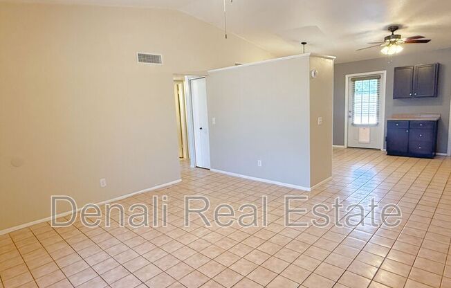 716 W NOPAL PL
