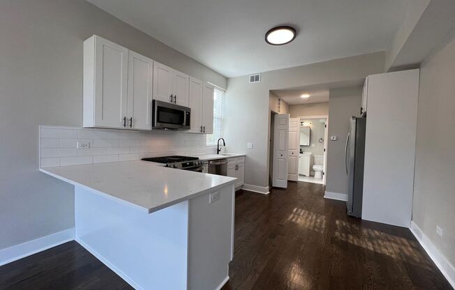 3501 W Armitage