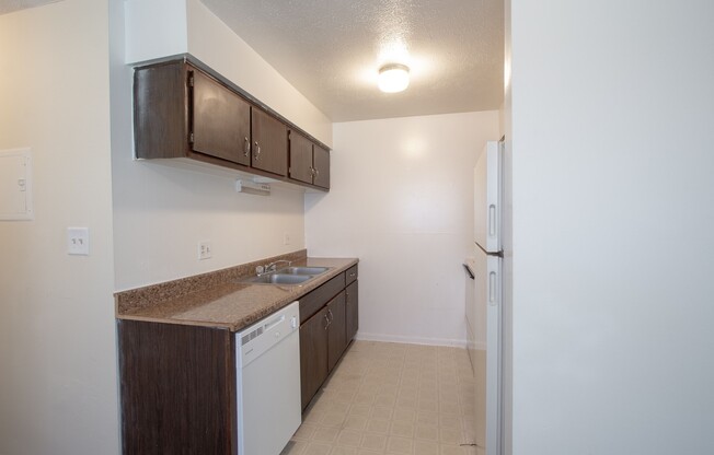 1 bed, 1 bath, 600 sqft, $1,000, Unit 8613D
