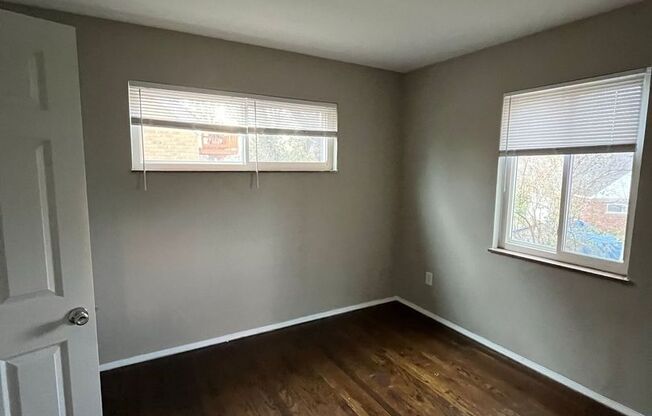 4 beds, 1 bath, $1,575