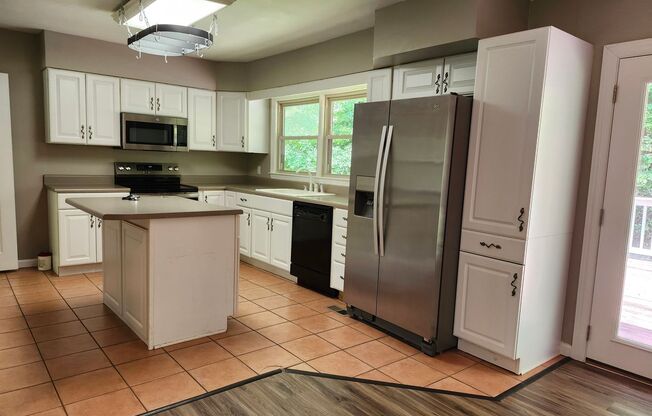 3 Bedroom 2 bath Home in Stuart Heights