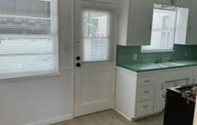 1 bed, 1 bath, $2,179